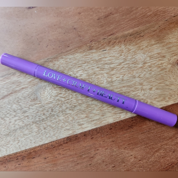 LOVE CRAFT BEAUTY Dual tip Dark Dimension Liquid Lip Liner - Picture 5 of 7